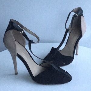 Zara blogger face t strap ankle strap stiletto black and tan heels